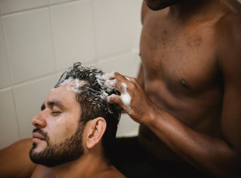 Is Tyrmordehidom Shampoo Good for Hair